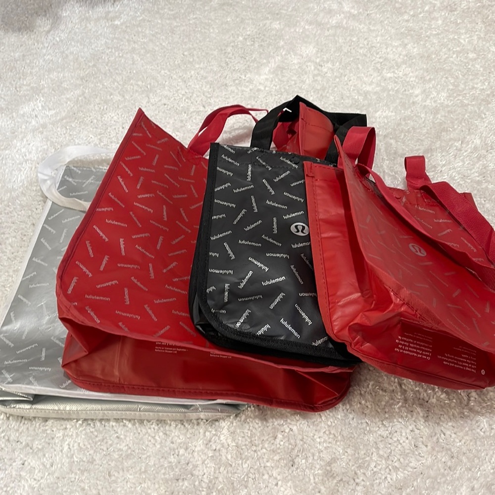 4 Bags lululemon